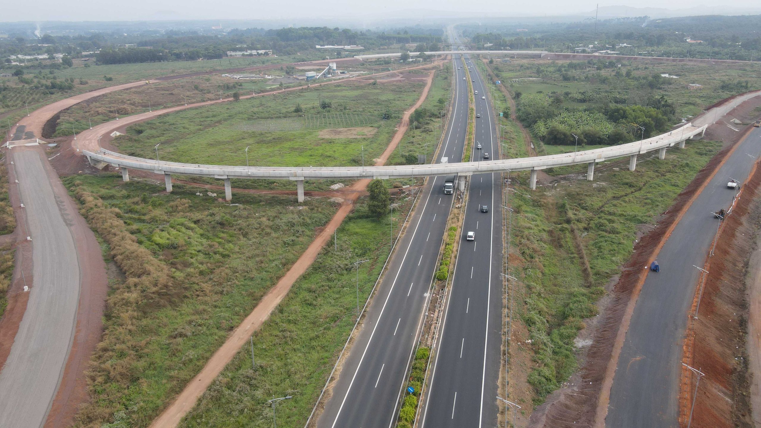 Phan Thiet – Dau Giay Expressway