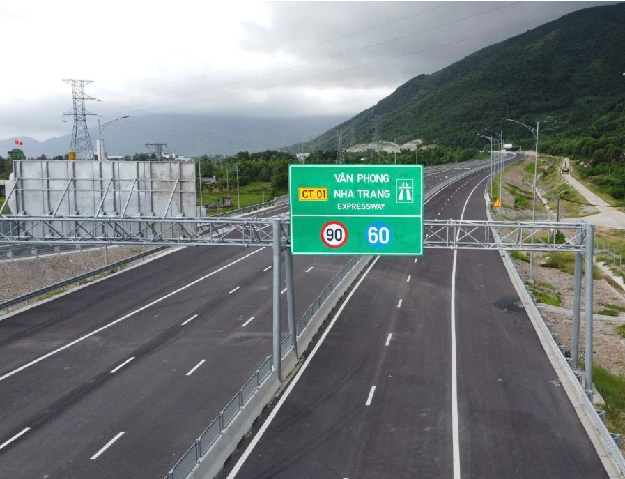 Van Phong – Nha Trang Expressway