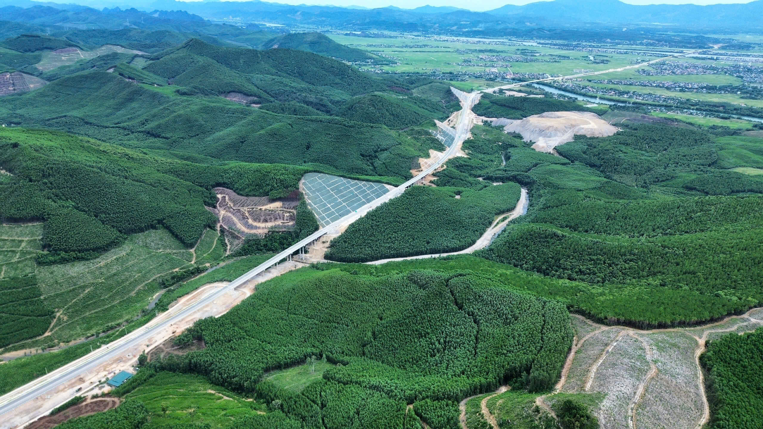 Cao tốc Vũng Áng – Bùng