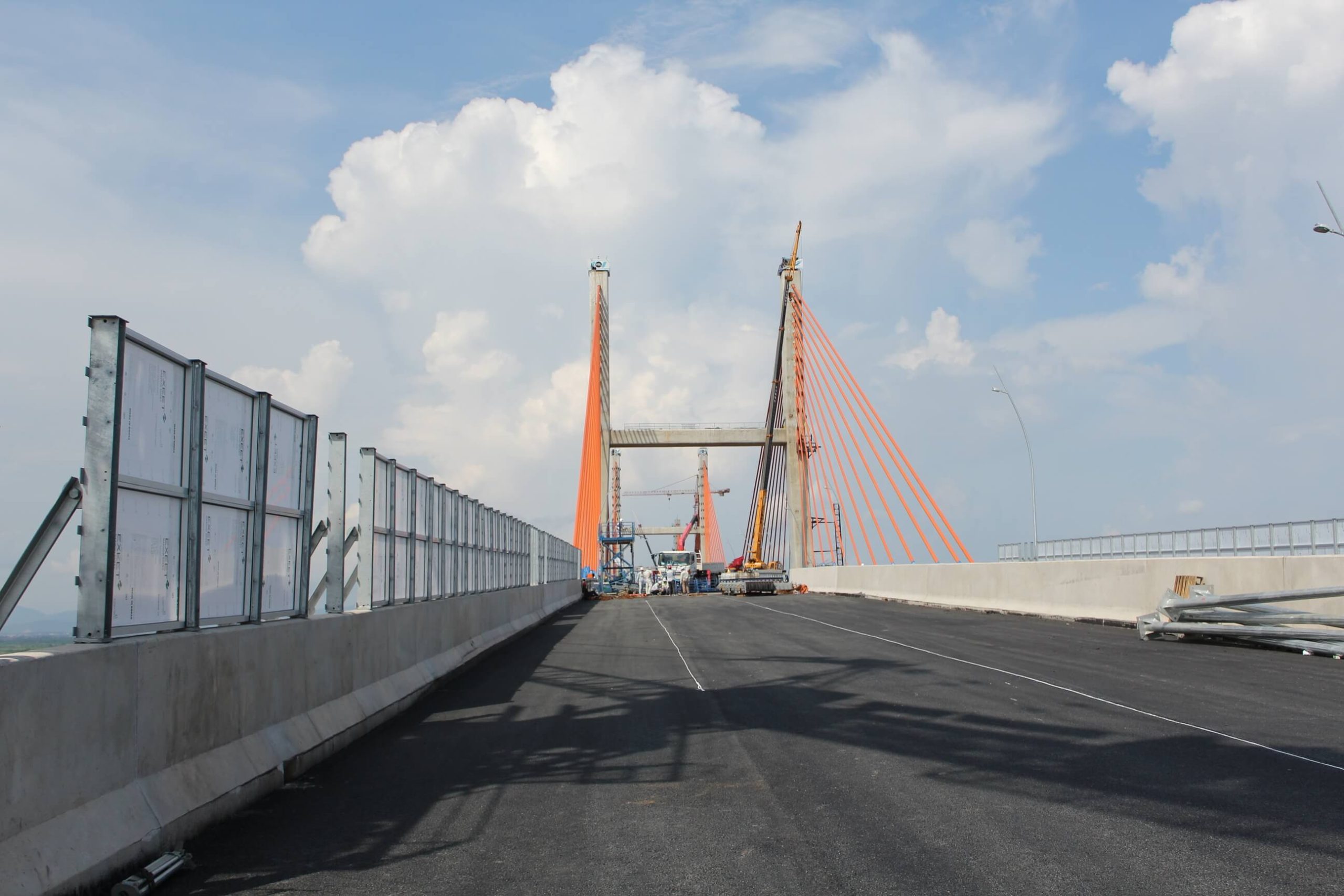Bach Dang Bridge Project
