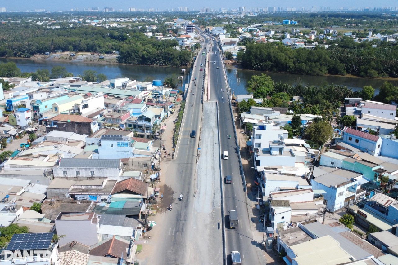 Contract Package XL No. 7: Construction of Ong Thin Bridge