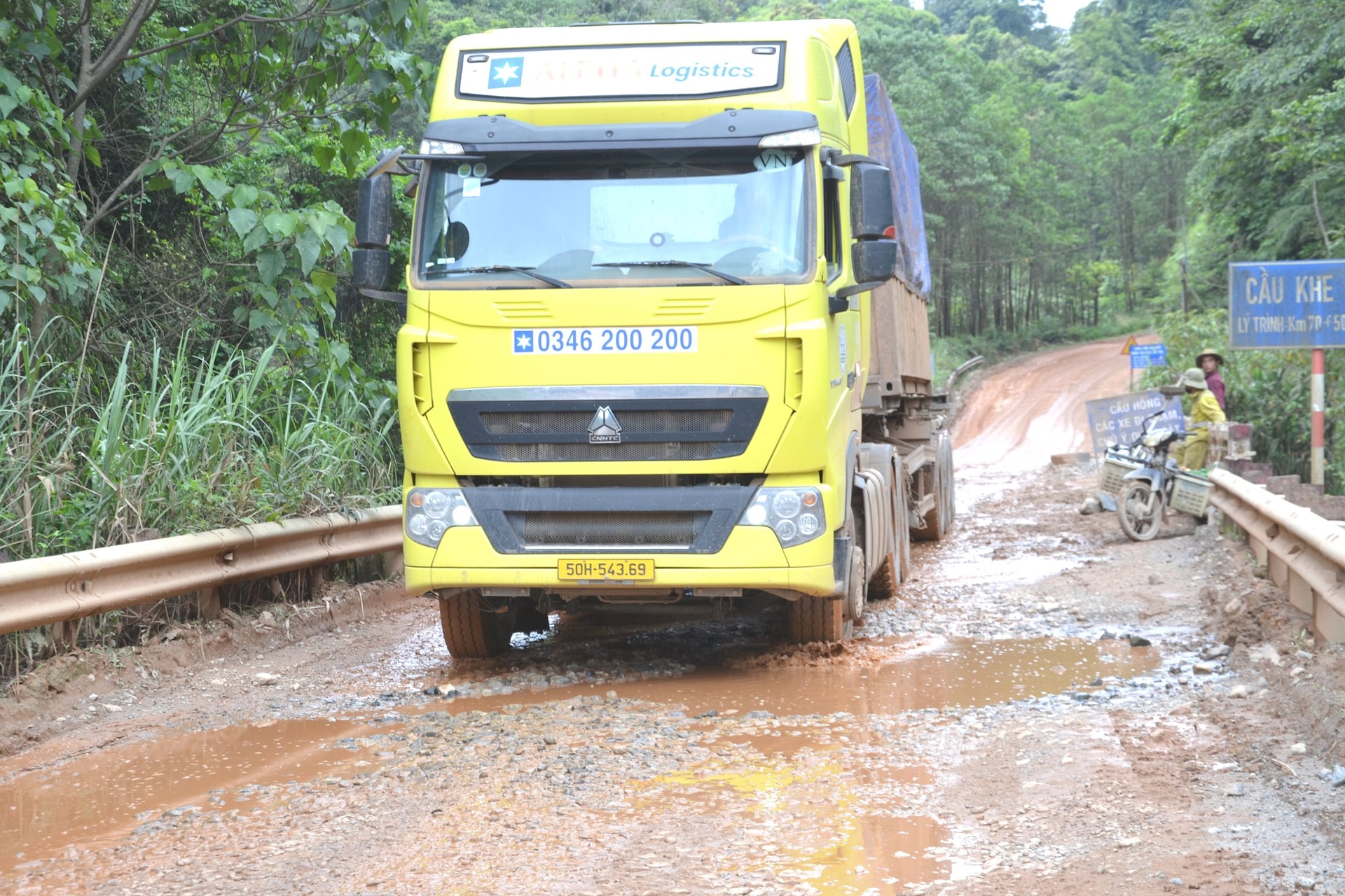 Contract Package XL17: Repair and reinforcement of Giang Bridge, National Highway 14D, Quang Nam Province