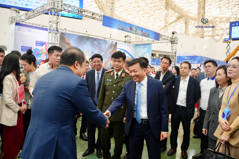 VĨNH HƯNG TẠI VRT&CON 2025: KẾT NỐI – HỢP TÁC – BỨT PHÁ