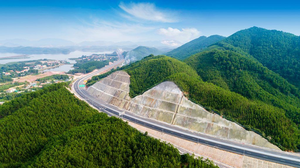 Ha Long – Van Don Expressway