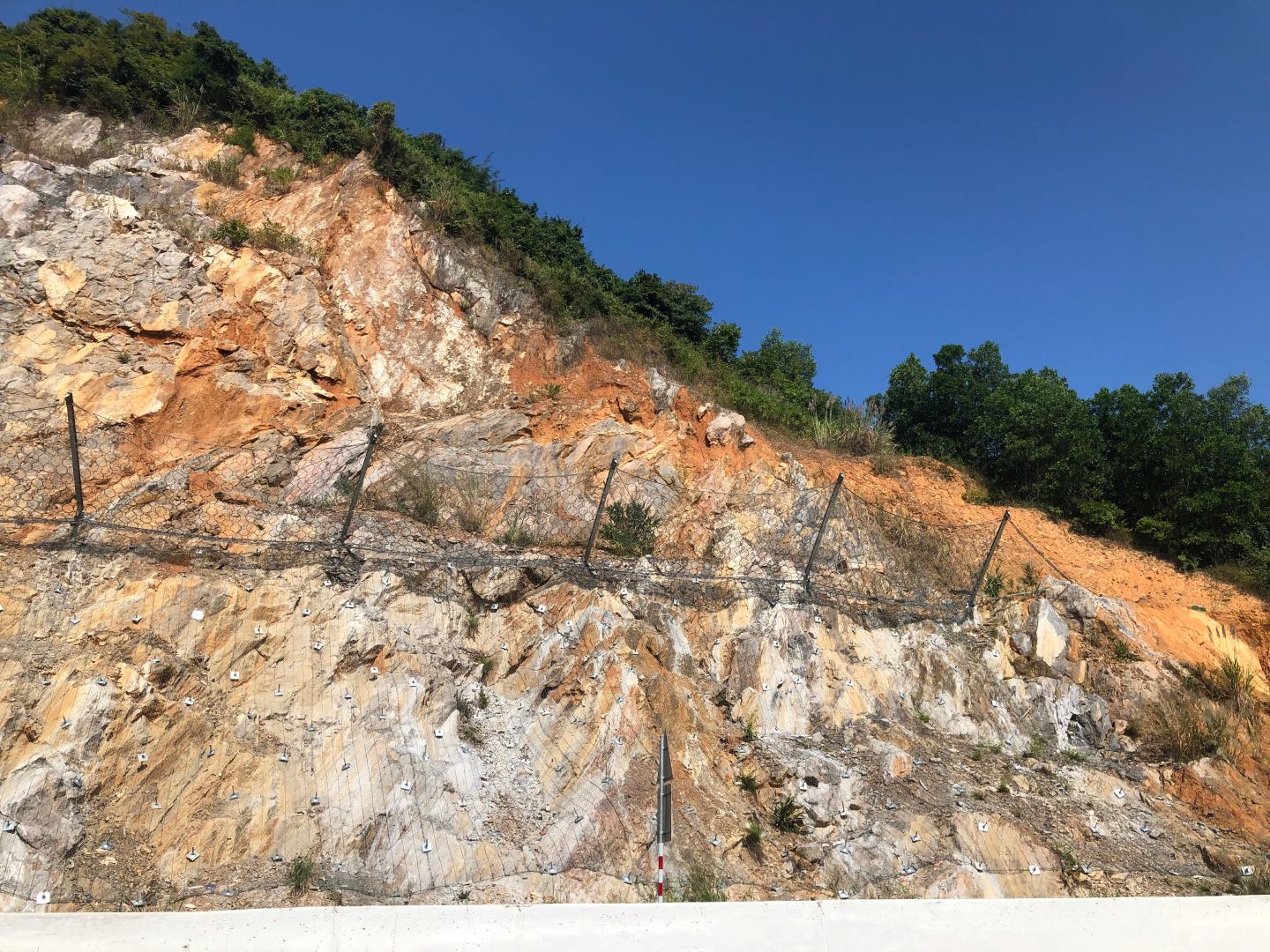 Ha Long – Van Don Expressway