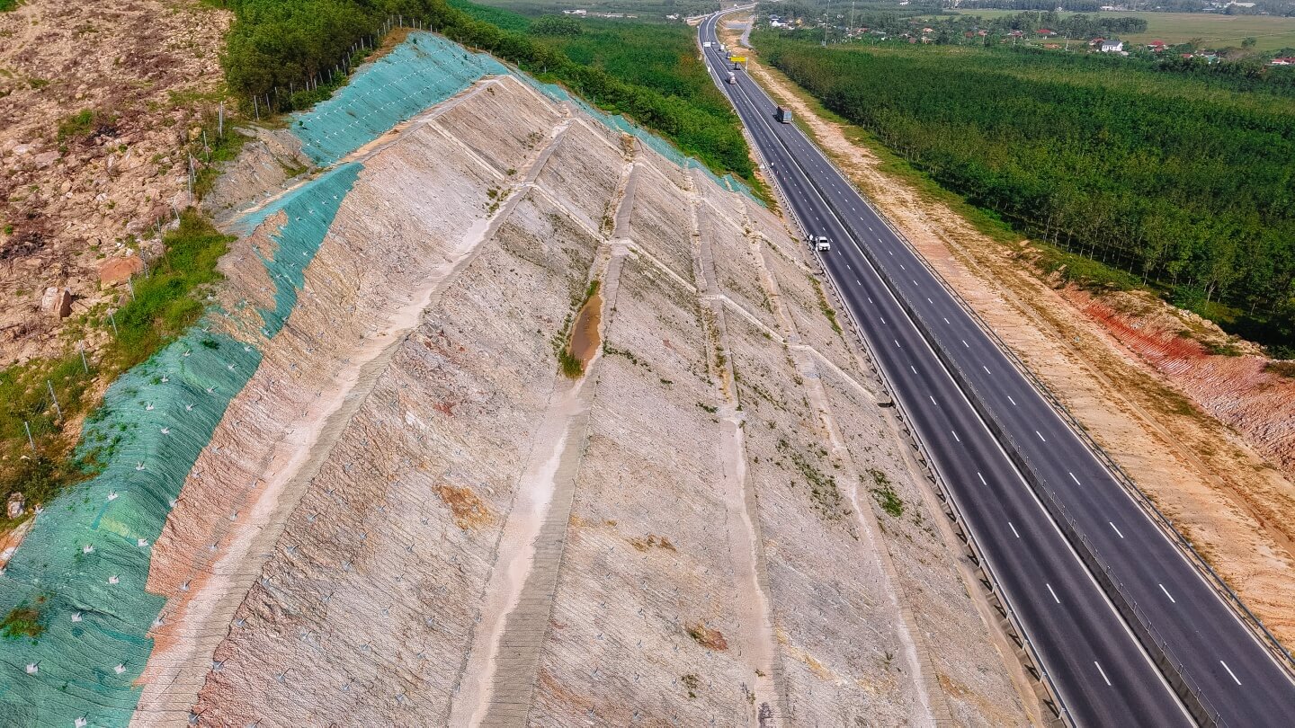 Cao tốc Vạn Ninh – Cam Lộ