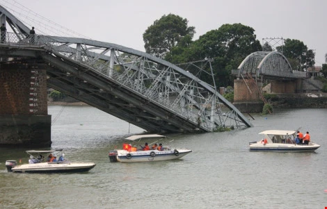 Dong Nai Major Bridge (Ghenh Bridge) Restoration Project