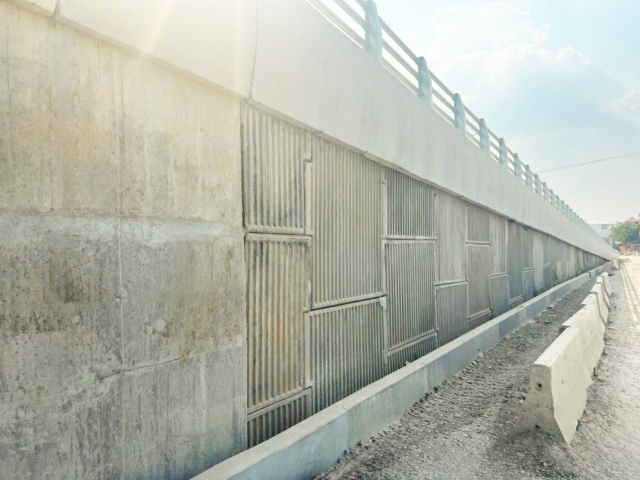 Tran Quoc Hoan Interchange Project