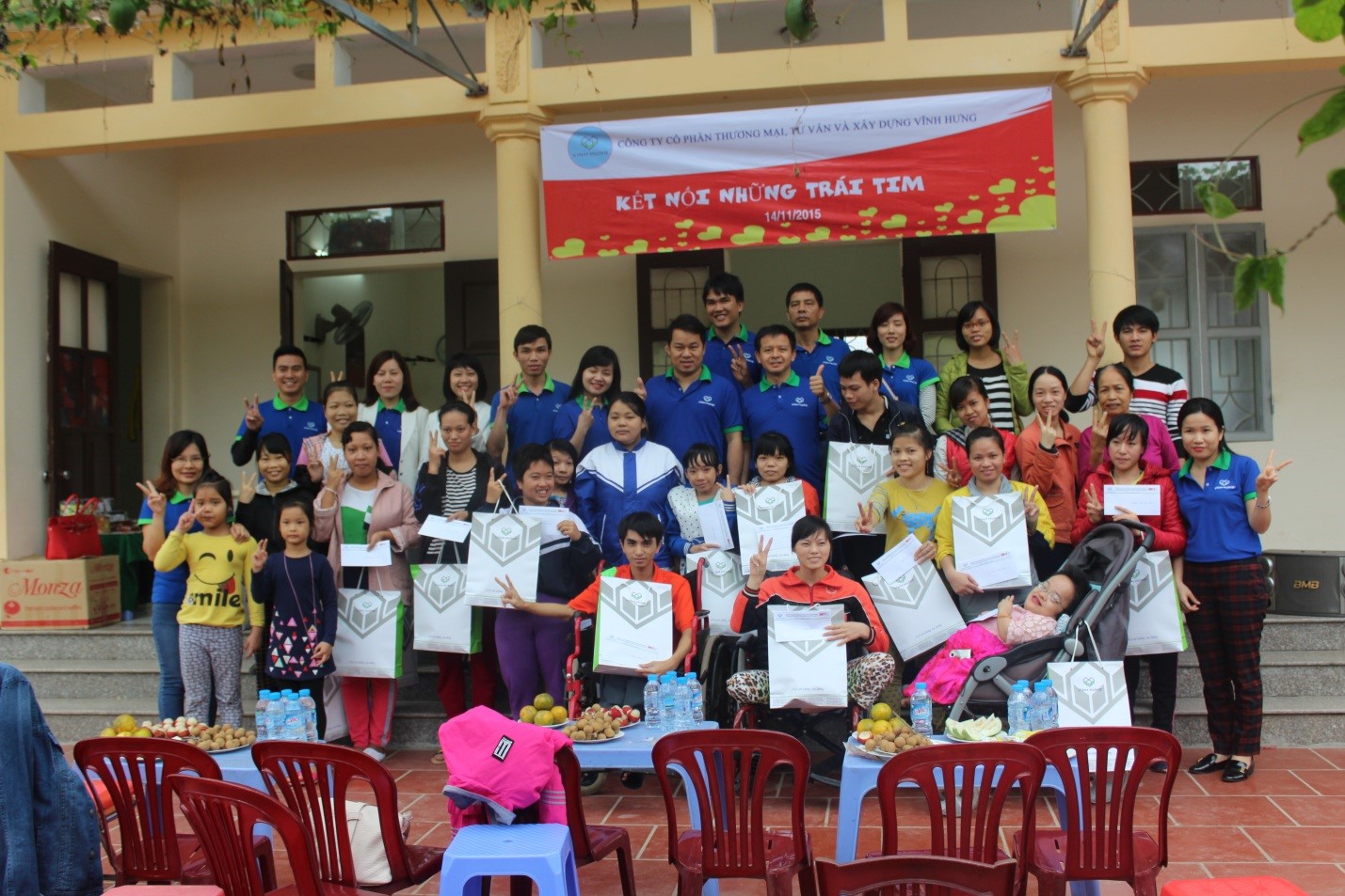 Description: Z:Company Events2015Từ thiện- TT Thương ThuongIMG_4222.JPG