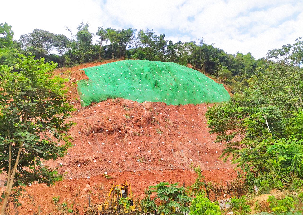 Stabilization of Hazardous Positive Slopes along National Highway 6, Son La Province